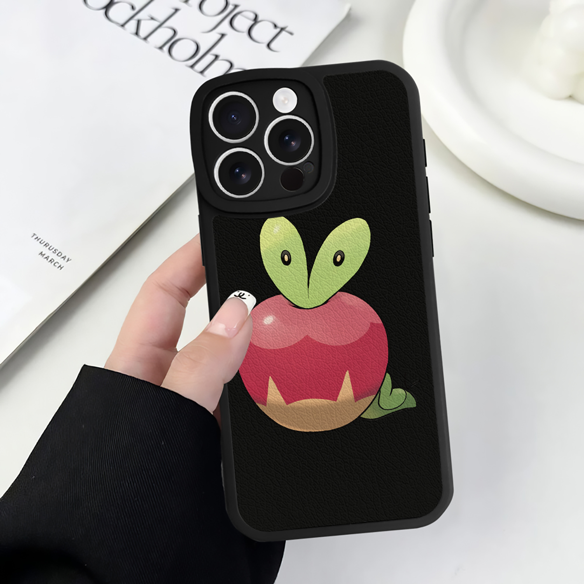 （画像用） ポケットモンスター Pokémon 【iPhone 16シリーズ対応】シリコンスマホケース（レザー調） 材質：シリコン